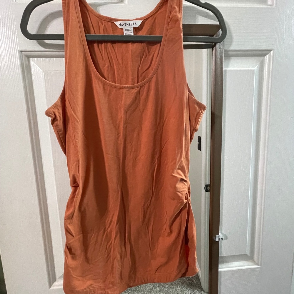 Athleta Outbound Scoop Neck Tank Top Burnt Orange size Medium